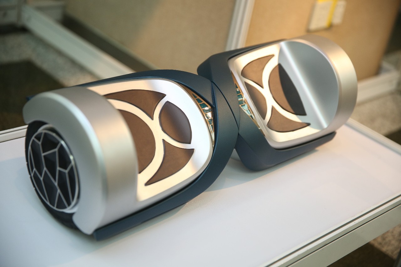 第二届“汇创青春”上海大学生文化创意作品展示活动产品设计类专场开幕，电脑图文设计展现未来创意力量